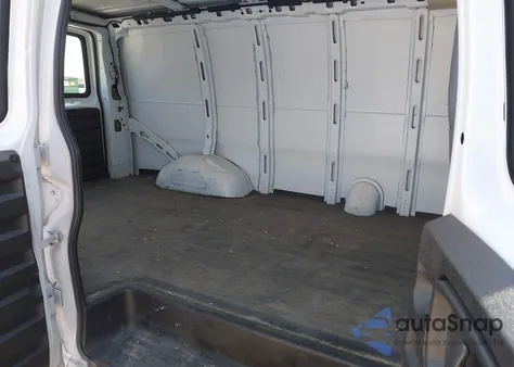 2008 Chevrolet Express Work Van из США, поврежденный, VIN 1GCFG15X381134847